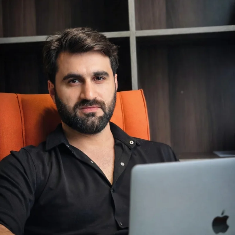 Syed Qamar Abbas, Founder and CEO of Crea8iv Media
